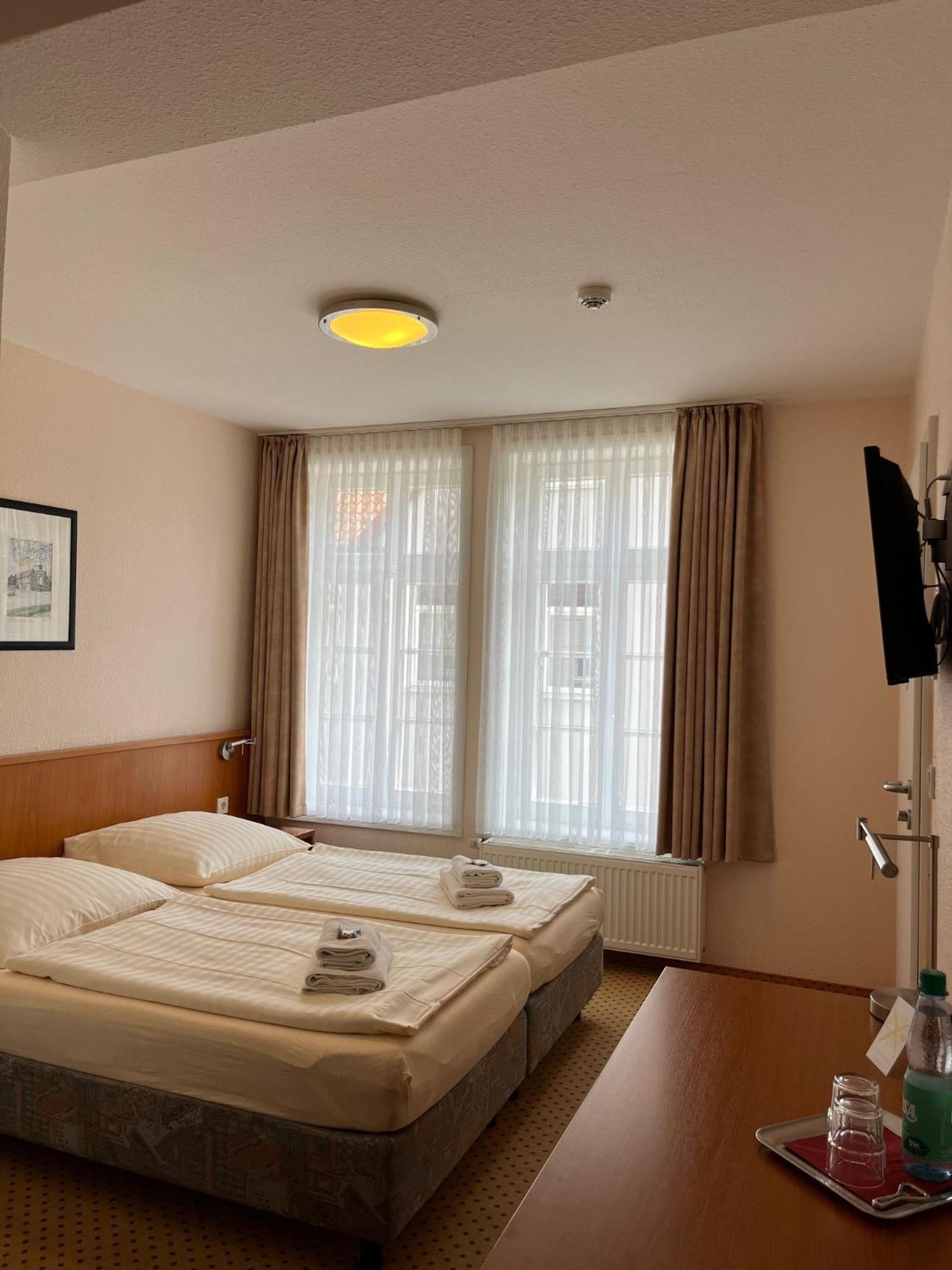 Hotel Brauhaus Bückeburg エクステリア 写真